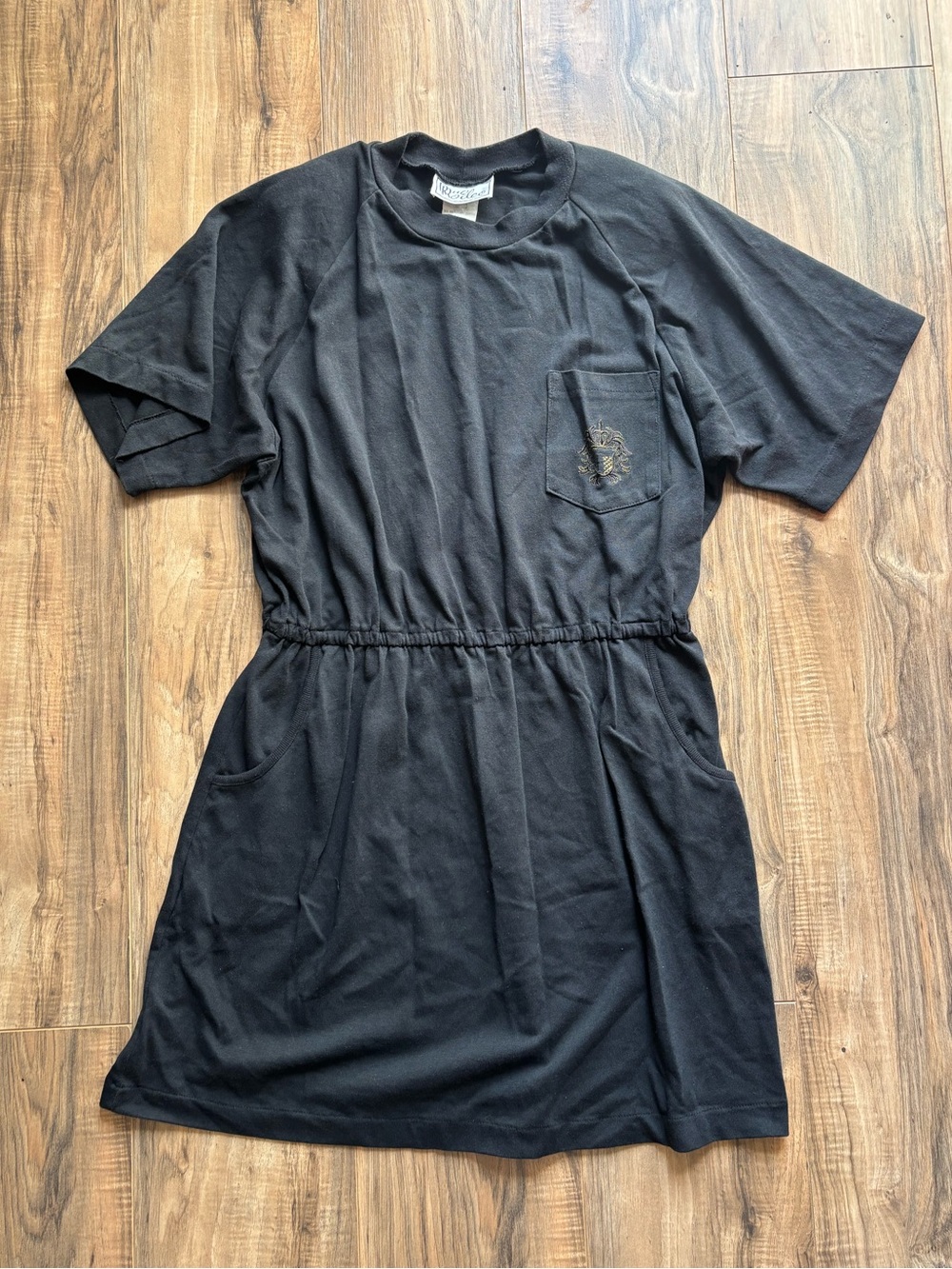 Vintage 80s Rue Rodeo T-Shirt Dress Size L Black Gold Crest Pocket Raglan Mini